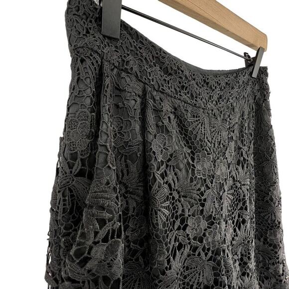 Diane Von Furstenberg Pants Size 4 Holly Full Lace Culotte Pockets Black Cropped - Picture 2 of 4